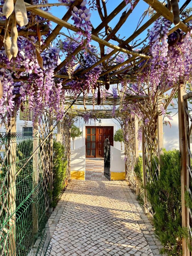 Bed and Breakfast Entrecolinas Paderne  Esterno foto