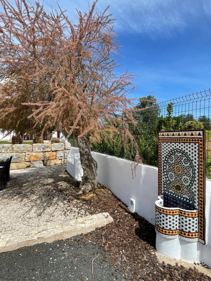 Bed and Breakfast Entrecolinas Paderne  Esterno foto
