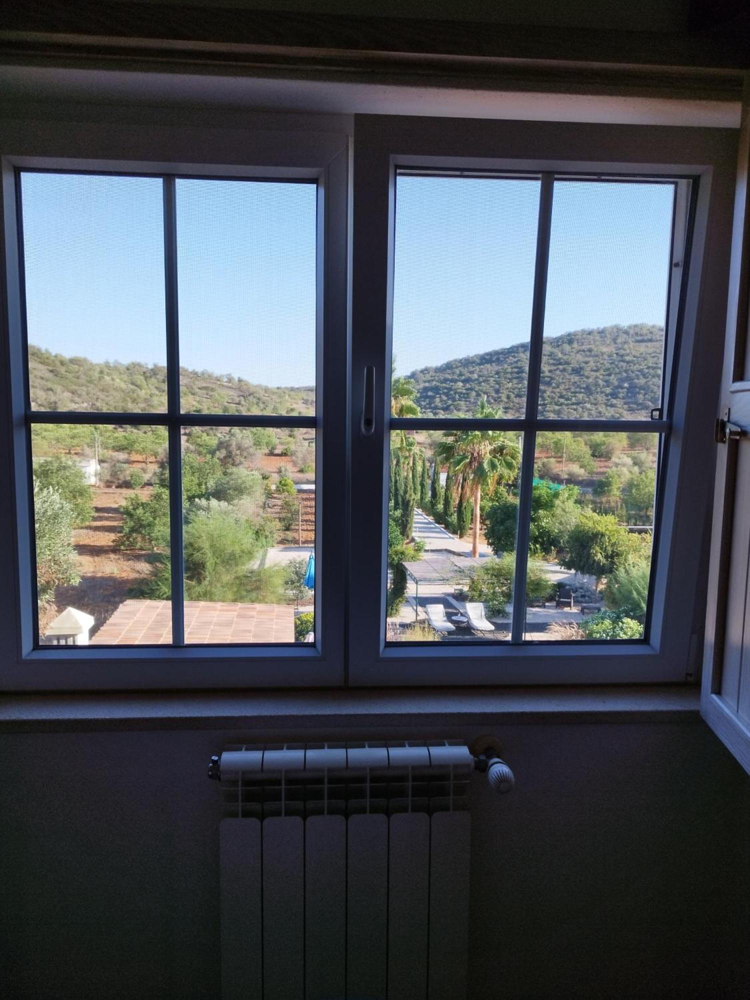 Bed and Breakfast Entrecolinas Paderne  Esterno foto